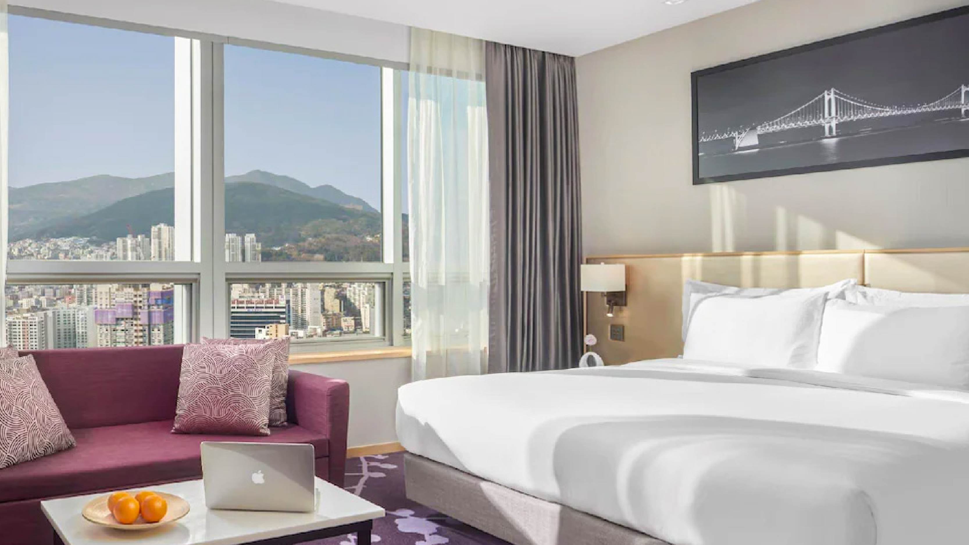 Hotel Whistlelark Jeju 客房空間
